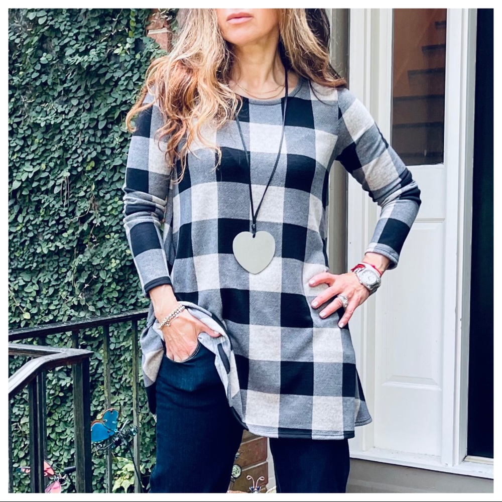Long sleeves swing checkered tunic top